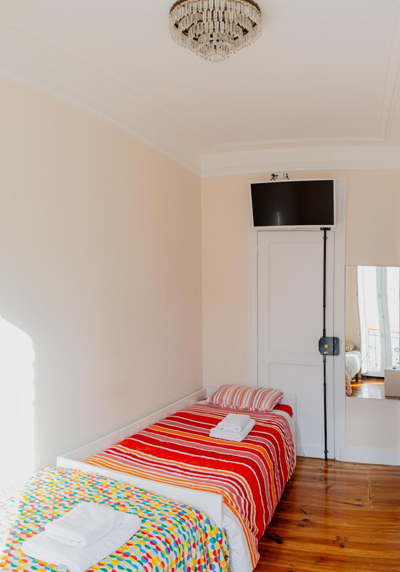 Angels Homes-N27, 3ºfloor - Bairro Tipico, Centro Lisboa מראה חיצוני תמונה